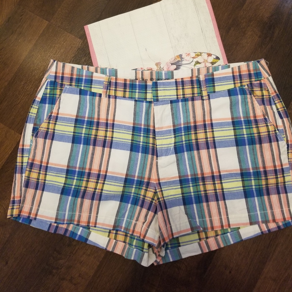 Khakis by Gap City  Shorts Plaid Blues Coral Size 16